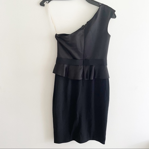 Marchesa Notte Silk Black Ruffle One Shoulder Dress size 4 - Picture 7 of 12